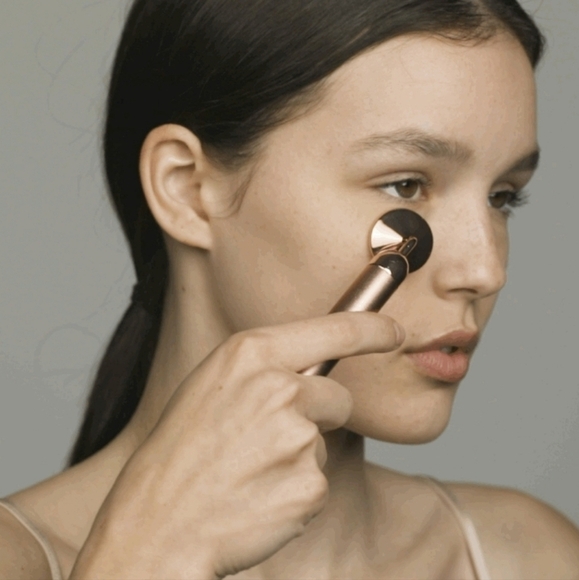 Rose Quartz Vibrating Face Roller Phoenix Luxe + Willow Facial Massager Skincare - Picture 9 of 15